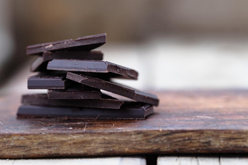 What are the health benefits of dark chocolate?